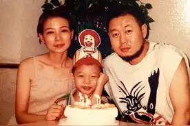 曾因《大花轿》火遍全国，再婚后选择隐退，如今皈依佛门了？图片