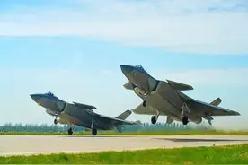 歼-20飞行员受访视频火了，对手敢来就击落！全时待战是底气来源图片