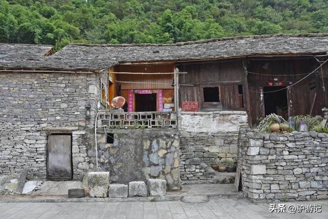 高荡布依古寨，山清水秀间藏着不一样的诗和远方！