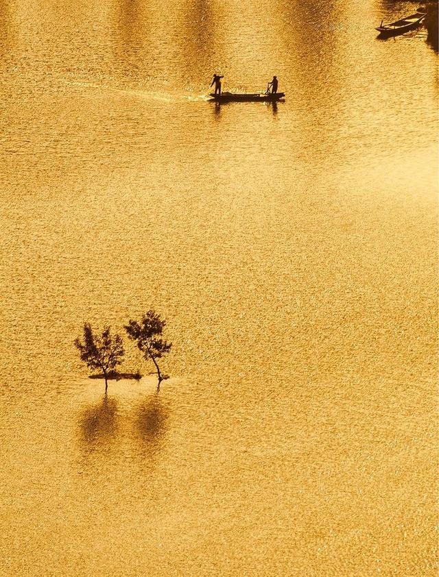 四川广元：湖光山色入画来