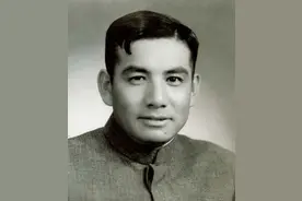 1960年张灵甫遗孀回台，74师老兵坐了20桌，陈毅的担心是有道理的图片