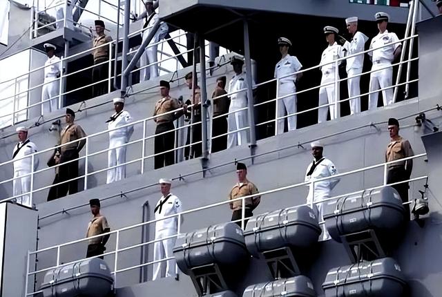首次访华就不尊重我国？中国当场撤走仪仗队：摆正态度再来吧！