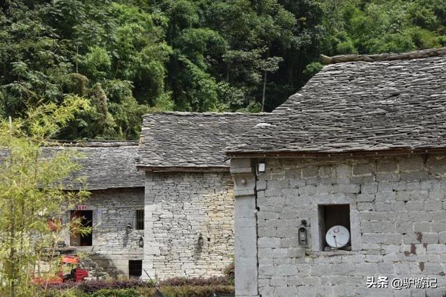高荡布依古寨，山清水秀间藏着不一样的诗和远方！