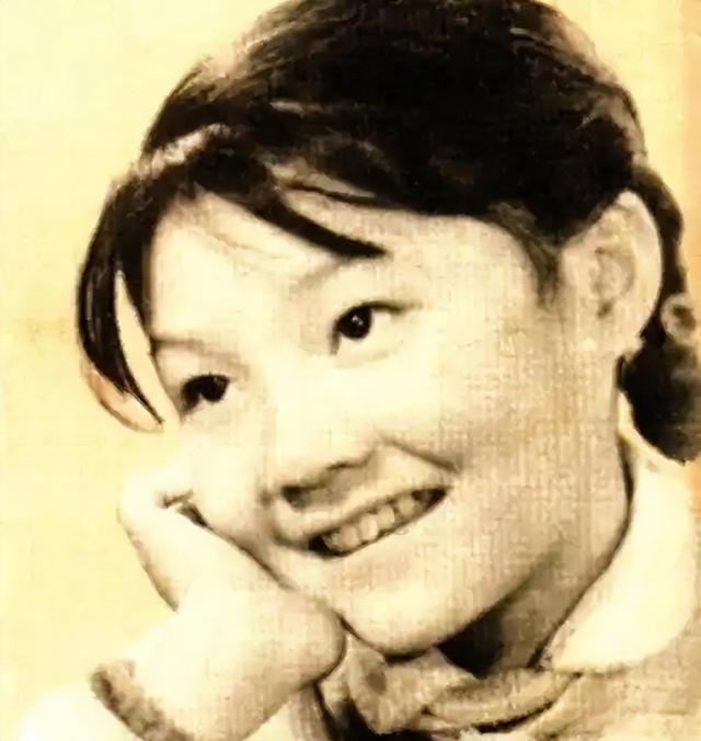 她11岁被导演看中，与名导同居多年被抛弃，如今复出却无人问津