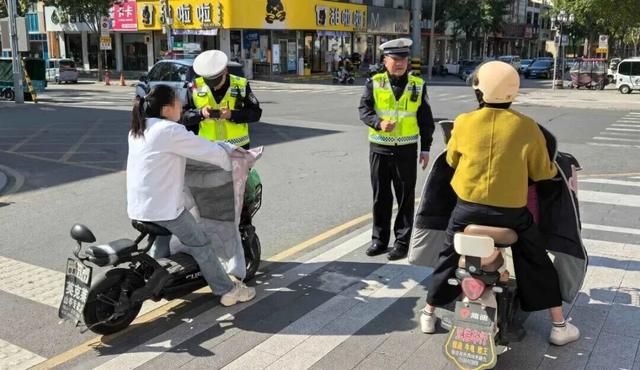 12月1日起实施，电动车、摩托车	、三轮车上路“5必查”，车主注意