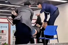 银行员工在办公室上吊轻生，知情人士透露原因，生活为何这么难？图片