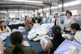 助残日，让爱无碍！黄芳调研女性就业和残疾妇女帮扶工作图片