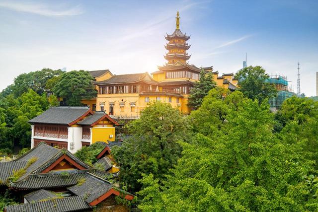 终于知道自己有多愚蠢了：南京还是太低调了，文旅都不上班吗？