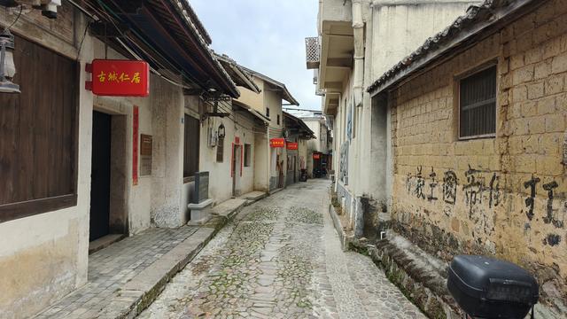 平远仁居古城，老街古桥古屋民国金库旧址、红色革命旧址一日游