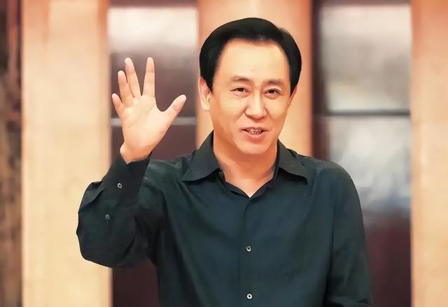 许家印到底有多张狂？从他的名片就看出他嚣张跋扈的本色