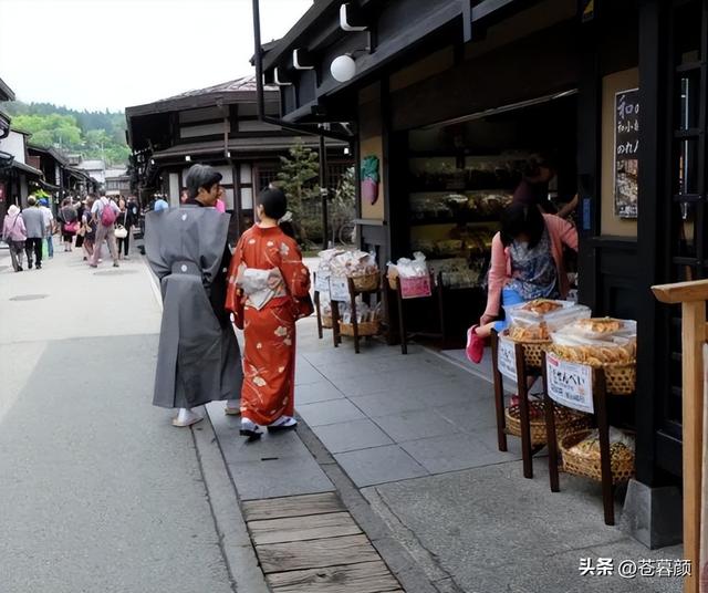 46条中日航线取消才1天	，就炸出一群“牛鬼蛇神”，郑强说对了