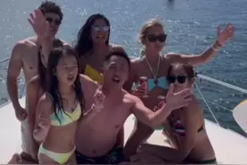 洗米华狱中忏悔，妻儿晒国外享乐照毫不掩饰，情人一家也很滋润图片