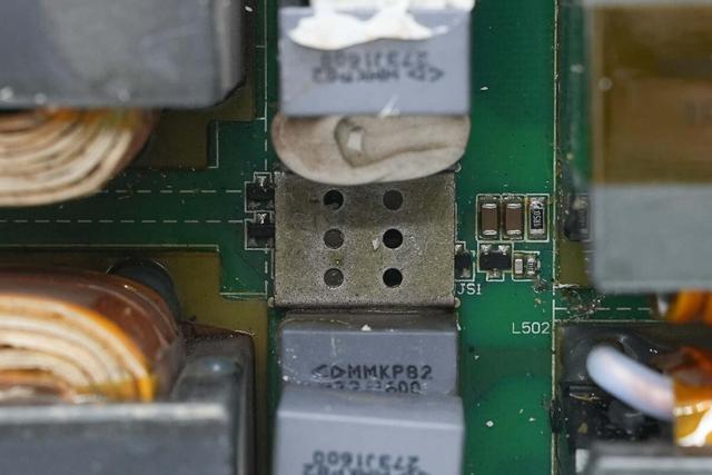 重达18斤的大块头，内部全是灰，麦格米特15kW充电模块拆解