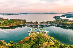 推进城市更新景中村改造 建世界级东湖鼓架景区 知名投资企业坚定看好武汉未来图片