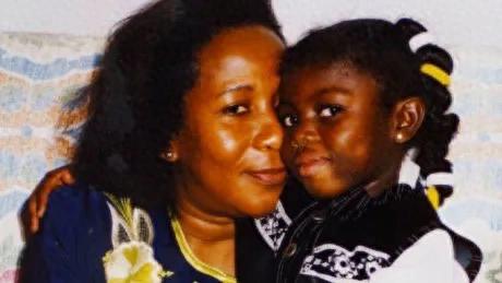 奥特曼打怪兽赛罗se(国外真实犯罪案例国外女孩被她的姑婆及她男友折磨致死)