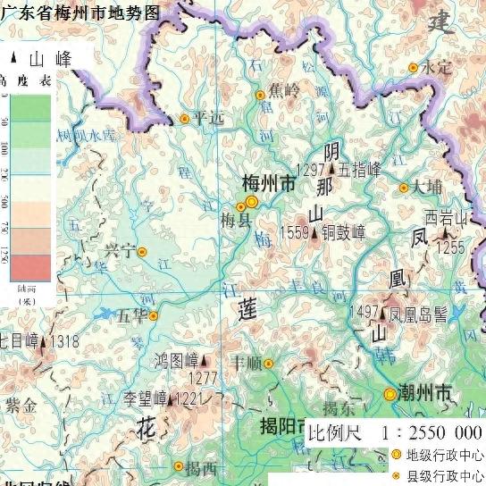 程江与梅江汇合处的梅州市