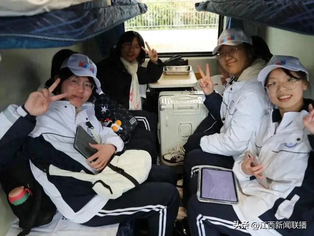 开往山海与青春的火车“上新”啦！下月将增开这些特色专列