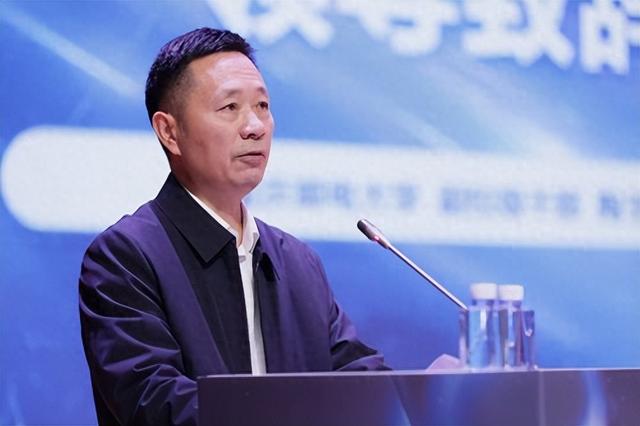 2025中国移动创客马拉松AI+无源物联专题赛在渝启动