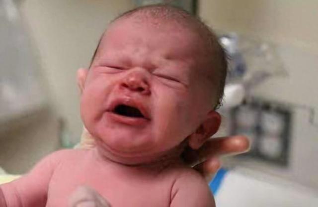 中国将迎人口死亡高峰！22年1041万，23年1100万，去年死亡多少？