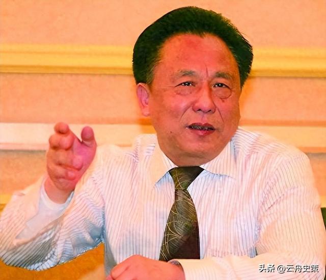包养10位情妇，睡觉翻牌生下11个私生子，75岁还在拼命生娃！