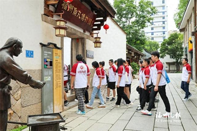 中美青年探访连江