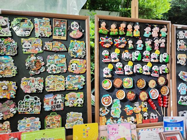 景区标配？冰箱贴凭什么成游客必买，国博一款卖了53万件