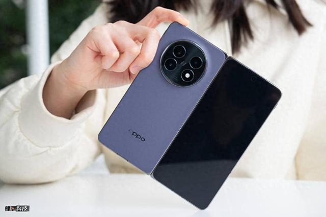 折叠屏交互革新，OPPO Find N5带来更高效的使用体验