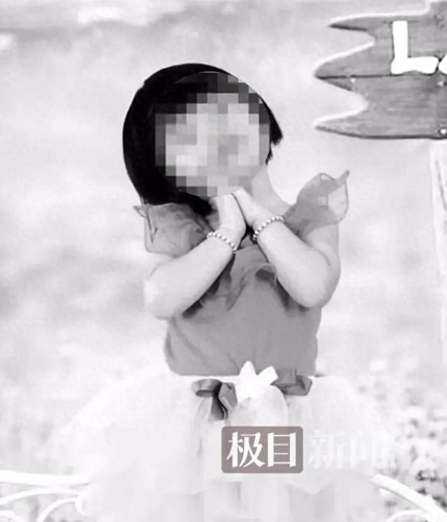12岁女孩被生父虐待致死案再审宣判，父亲始终不认罪，母亲：全程都在推卸责任，一直未道歉