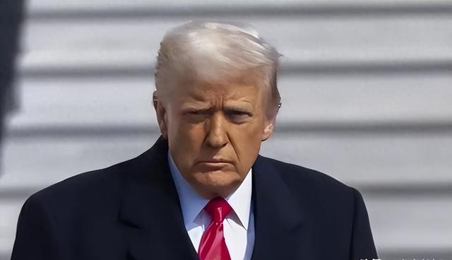 出大事了，乌导弹从天而降	，俄首都被炸？普京下令，美国态度变了