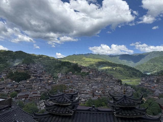 雷山西江千户苗寨“反向旅游”让品质与体验双双“拉满”