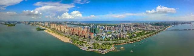 防城港市召开“暖冬遇见防城港”2025年冬季旅游活动新闻发布会