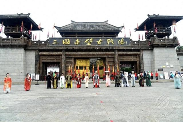 双节前三日咸宁文旅迎“开门红”，游客量与旅游收入同比双增