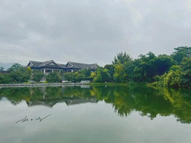 广东这个县历史悠久，明明属于云浮市，当地人却几乎不说是云浮人