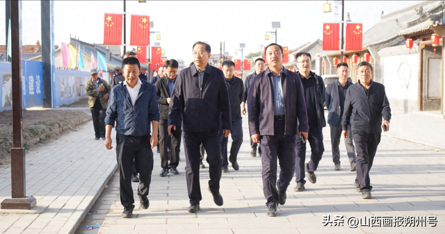 石生华深入右卫古镇调研文游开发和“两节”期间旅游安全工作