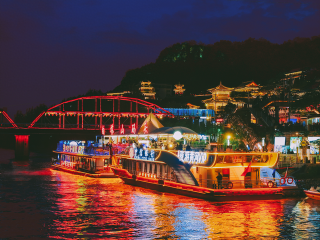 品质再提升 服务再升级 正式启幕！来体验兰州夜游黄河VIP