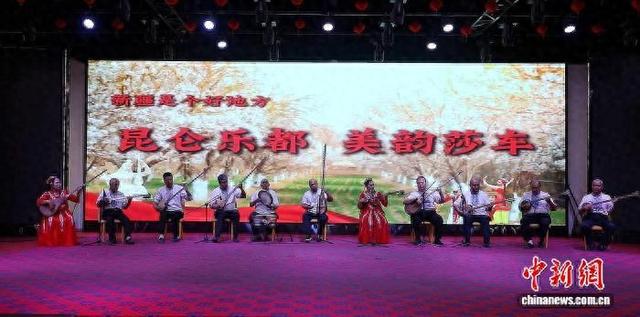 非遗赋能旅游业 新疆莎车老城景区引客来
