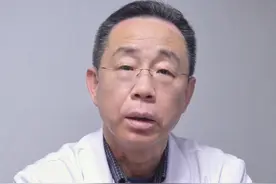 早上起来练两招，腰椎间盘突出慢慢就好了 #腰椎间盘突出 #医学科普 #涨知识 #医者仁心视频封面