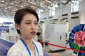 郑州秒变赛博江湖，智能制造等赛项大展风采。网友：你想pick哪个职业技能。#第三届全国技能大赛闭幕式  #第三届全国技能大赛