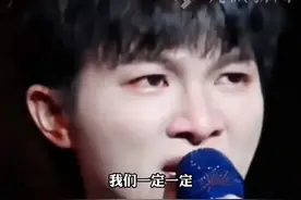 2月17日，#周深方再就取消伦敦演唱会致歉 ： 周深目前正积极治疗休养。#主办方发布周深伦敦演唱会退票补偿公告视频封面