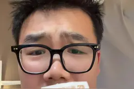 #新驯龙高手 看完了铁子们。努力剪了一版3分钟的，但发现说的都是废话，又重拍一版，总结：就三句话。#影娱出镜达人 #影娱热点团 #dou来聊影视