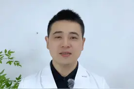 经常掰手指的人注意了，快停止这种行为！ #硬核健康科普行动  #掰手指 #掰手指有什么危害 #关节软骨磨损 #关节健康视频封面