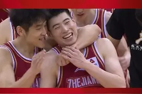 全程高能！绝杀与反绝杀，高燃回顾G4最后10秒钟！#浙江男篮险胜深圳男篮 #沈梓捷突破上篮准绝杀 #程帅澎三分反绝杀 #CBA季后赛半决赛视频封面