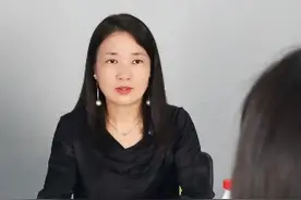 四个人合伙，股权应该怎么分？ 只出钱，出钱又出力，怎么分配比较公平？#股权激励 #股权分配 #股权方案 #股权制定