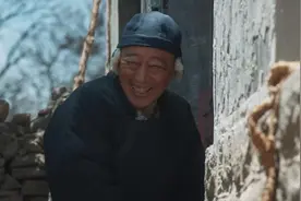 生万物：倪大红拍戏突然笑场，导演舍不得剪掉，却成了全剧经典