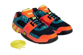 新品！阿里纳斯签名鞋新配色曝光，三叶草联名好帅，罗斯鞋款敷衍图片