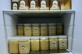 蜂蜜买回家需要放冰箱冷藏吗？应该如何保存图片