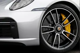 很多人并不清楚，轮胎宽度其实是很有讲究的图片