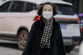 上海奶奶的街拍穿搭，为什么更耐人寻味？3个时髦套路，值得借鉴图片