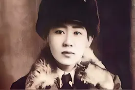 1948年，川岛芳子被枪决，死后手里紧握一纸团，上面写的是什么？图片