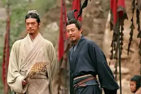 鲁肃：被刘备骗、诸葛亮欺负，关羽看不起，可他才是三国的佼佼者图片